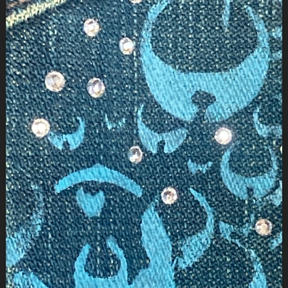 Hand embellished jean jacket - Picture 5 of 6